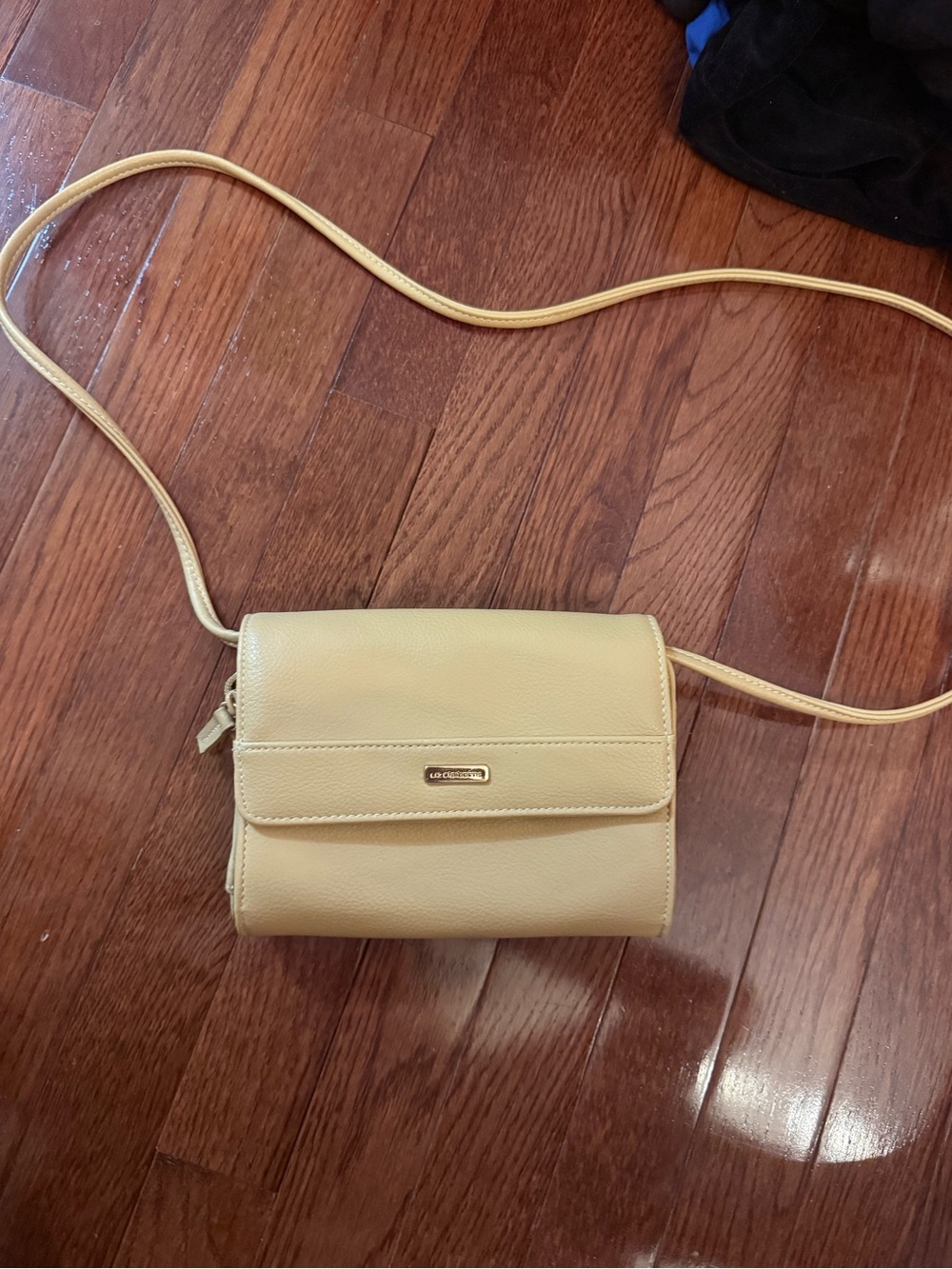 Liz Claiborne Soft Cream Pebble Crossbody